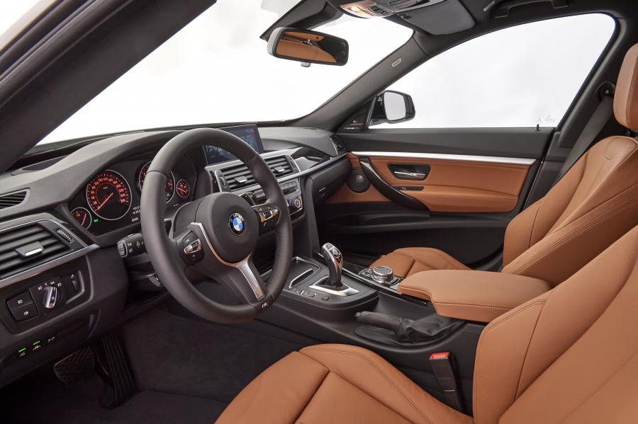Интерьер BMW 340i Gran Turismo Sport Line (F34) 2016 года  (WW) (фото 22 из 40)